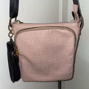 Steve Madden shoulder bag!!! Hardly used!!!